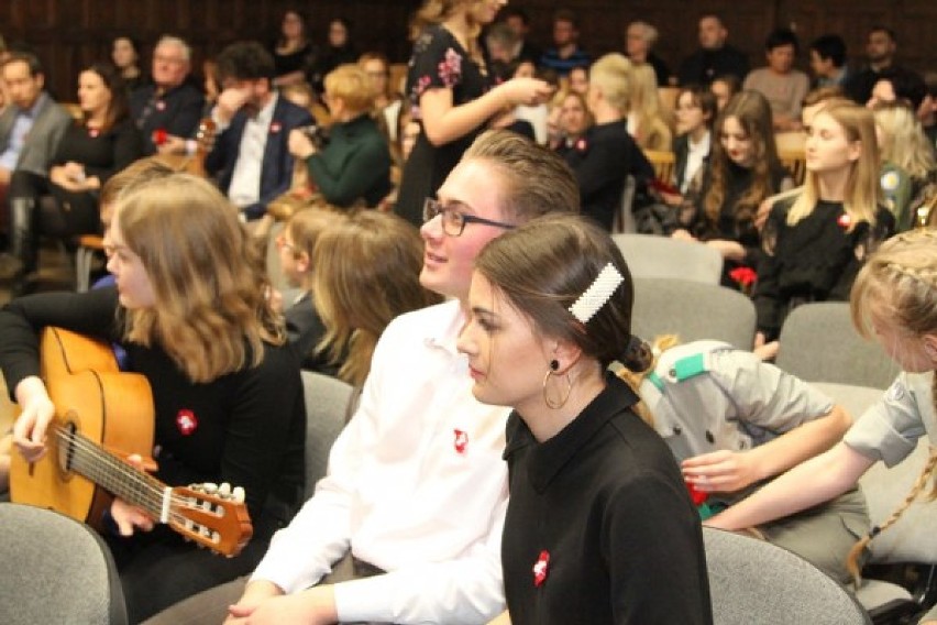Po raz ósmy Wolsztyńskie liceum zorganizowało koncert "Śpiewamy Niepodległej"