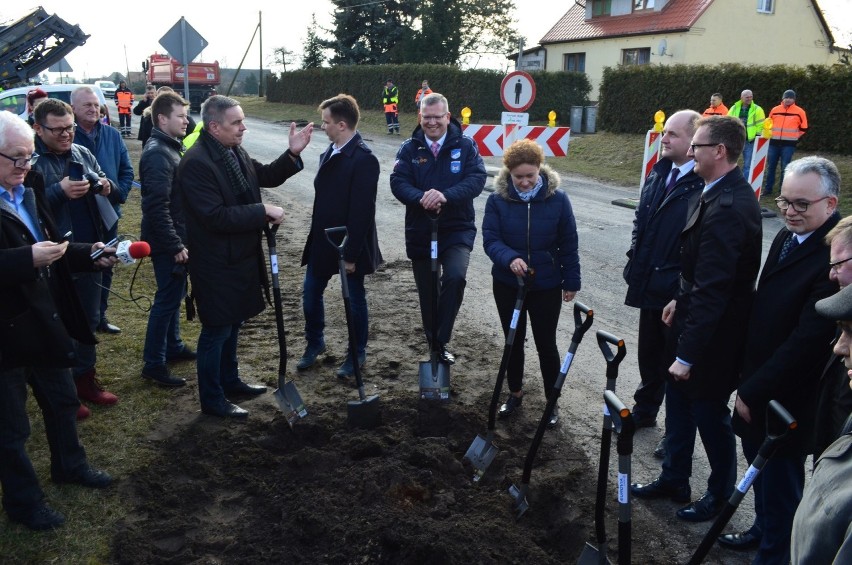 Nową trasą pojedziemy w połowie 2018 roku. W dzisiejszym...