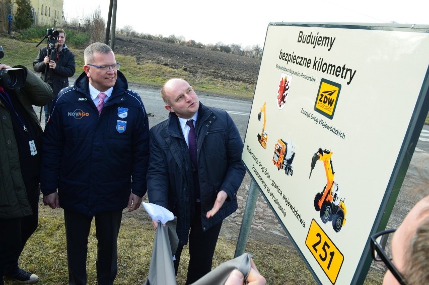 Rozpoczęła się przebudowa 15-km odcinka drogi wojewódzkiej nr 251 ze Żnina do Damasławka
