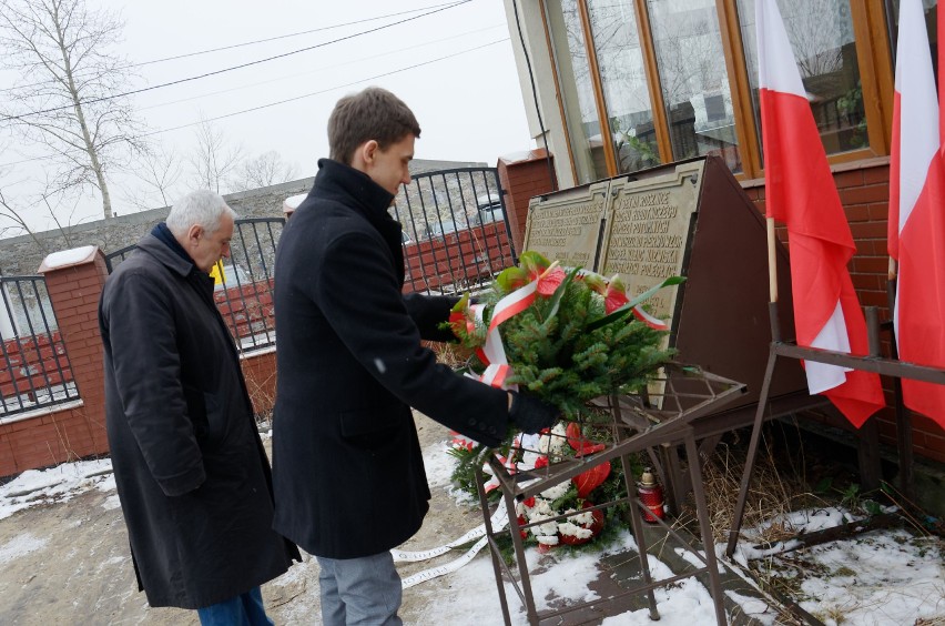 Sosnowiec: kwiaty w rocznicę strzałów pod Katarzyną ZDJĘCIA