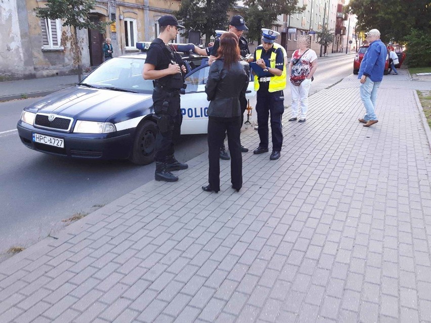 Wypadek na ul. Stodólnej we Włocławku. Potrącenie 58-letniej pieszej [wideo, zdjęcia]