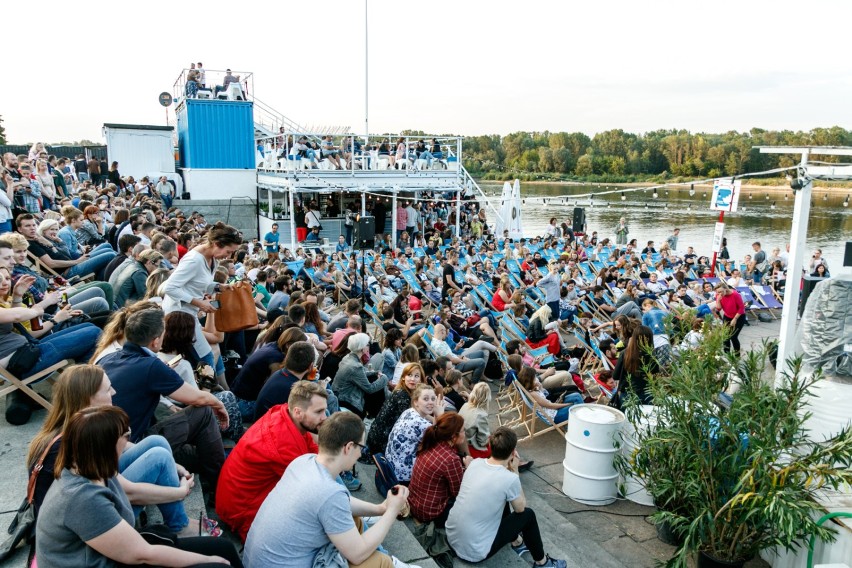 W Pomoście 511 nad Wisłą odbywa się cykl pod nazwą Kino Po...