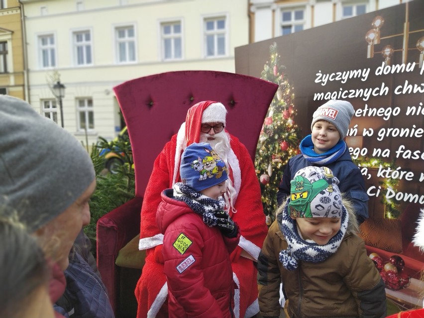 " Kolęda na Wysokości" - Jarmark Bożonarodzeniowy Konin 2019r . Pierwszy dzień za nami  