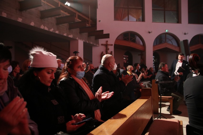 Koncert patriotyczny w kościele św. Barbary w Wieluniu