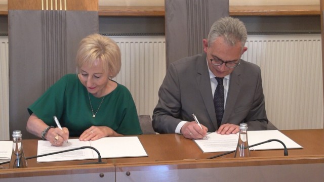 W piątek, 26 maja w Sali Senatu Uniwersytetu Zielonogórskiego przy ul. Licealnej 9 podpisane zostało porozumienie o współpracy pomiędzy Uniwersytetem a Polską Izbą Biegłych Rewidentów