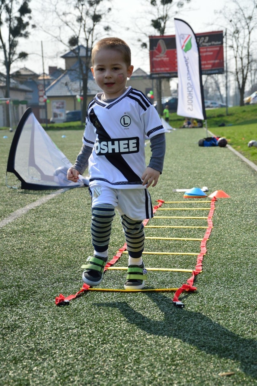 Przedszkole piłkarskie Legii przyjmuje zapisy. W kwietniu wyjazd na mecz Legia-Pogoń