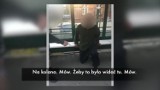 Ruda Śląska: Bestialski napad na bezdomnego na przystanku. Zwyrodnialec wszystko nagrał telefonem. "Na kolana, Allaha"