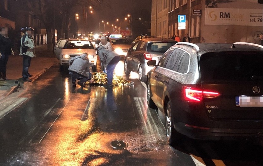 8 stycznia doszło do potrącenia pieszej na pasach przy ul. 1...