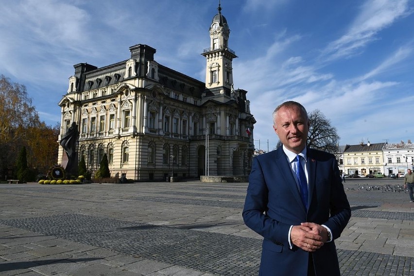 Nowy Sącz. Prezydent Handzel chce zabiegać o rządowe inwestycje, także te które proponowała jego konkurentka Iwona Mularczyk