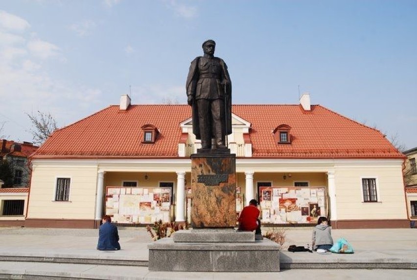 Pomnik Józefa Piłsudskiego Fot. Mariusz Mazewski