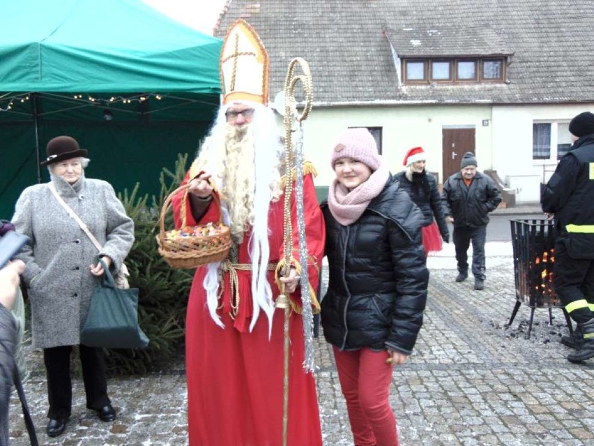 Budzyń
Spotkanie świąteczne na pl. Wolności

Wójt gminy...