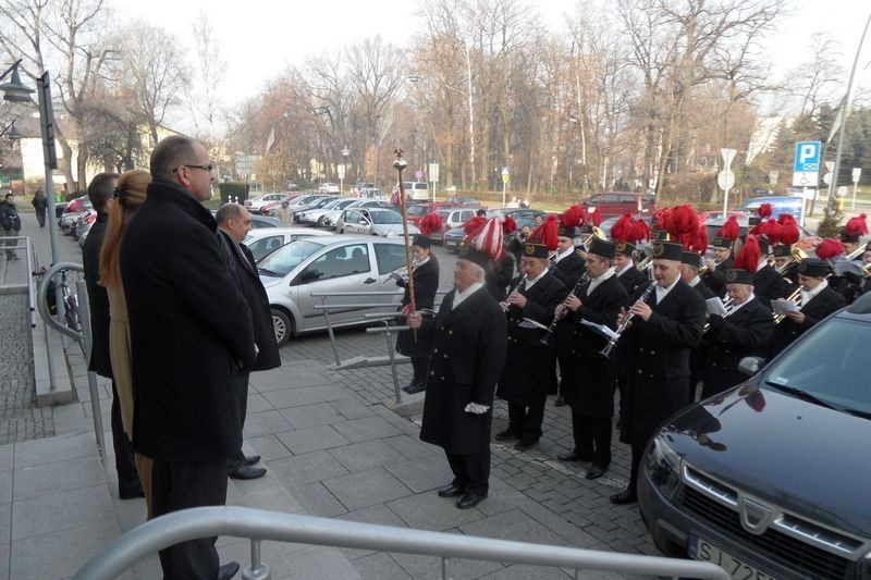 Barbórka w Jaworznie. Orkiestra górnicza i obchody w Technikum Górniczym