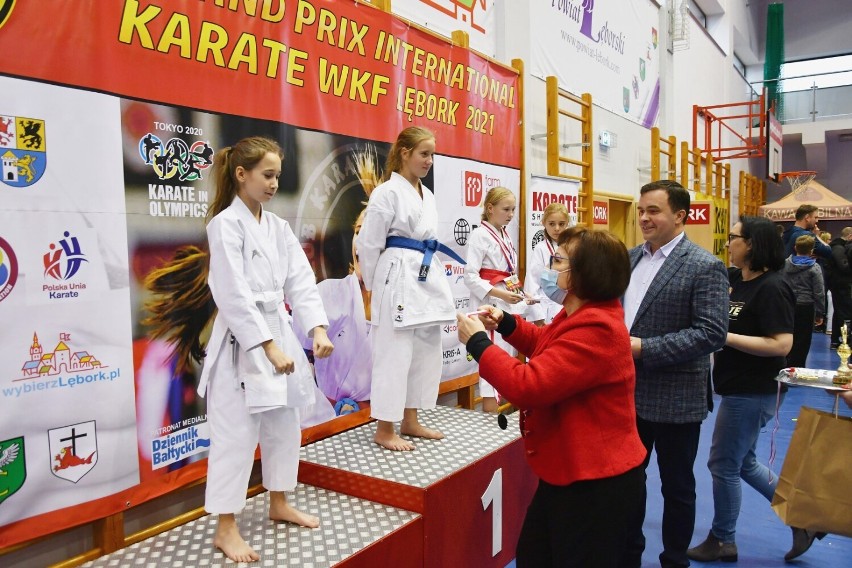 Lębork. Starosta i burmistrz otworzyli VII Grand Prix Karate WKF