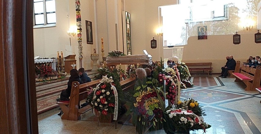 W Stróżach odbył się pogrzeb Stanisława Koguta.