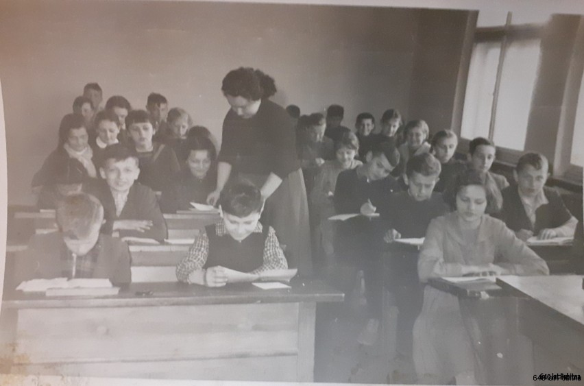 Klasa w szkole przy ul. Lwowskiej, rok 1958
