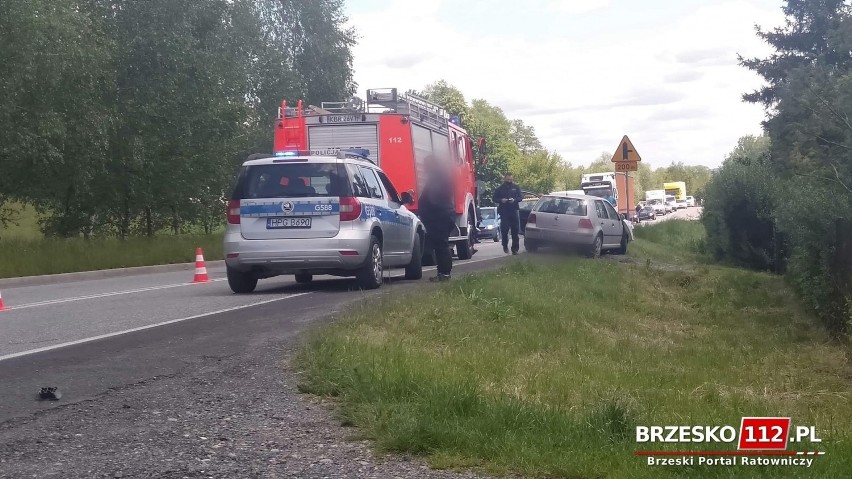 Tworkowa. Wymusił pierwszeństwo i uderzył w samochód ciężarowy [ZDJĘCIA]