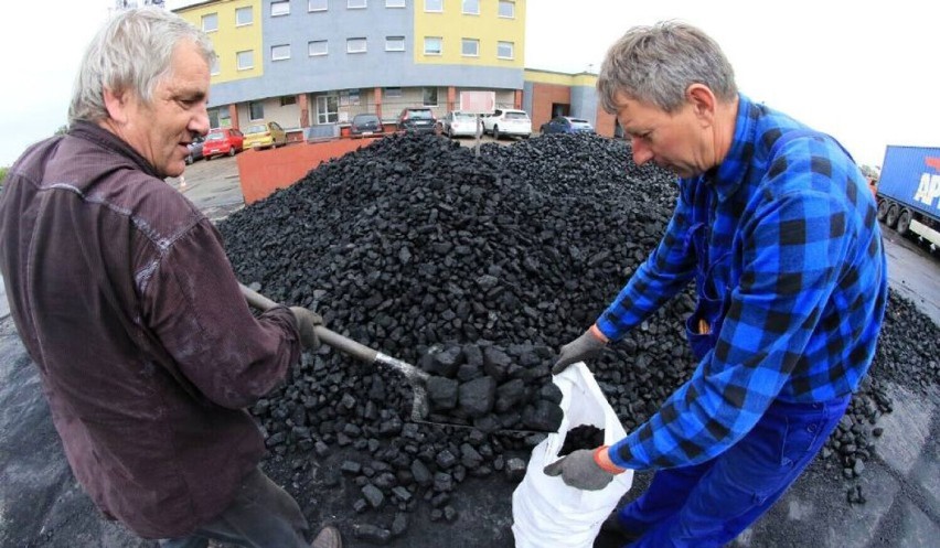 Ma mniejsze ziarna od kostki. Jest także nieco tańszy....