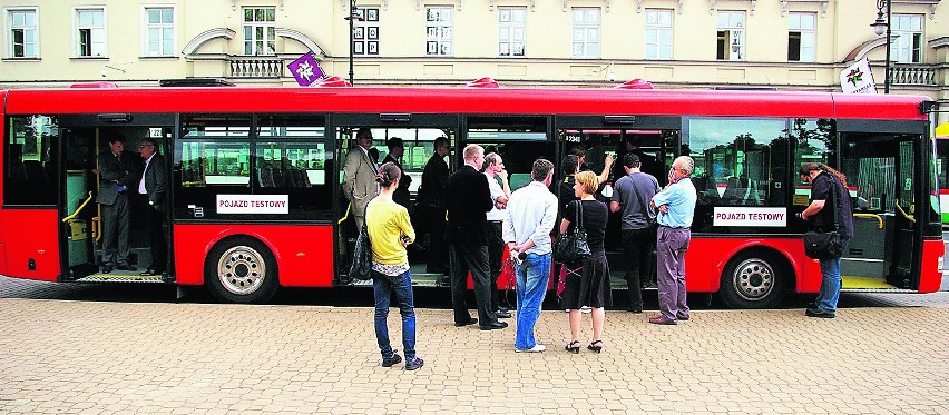 Przez dwa tygodnie po lubelskich ulicach jeździł już jeden...