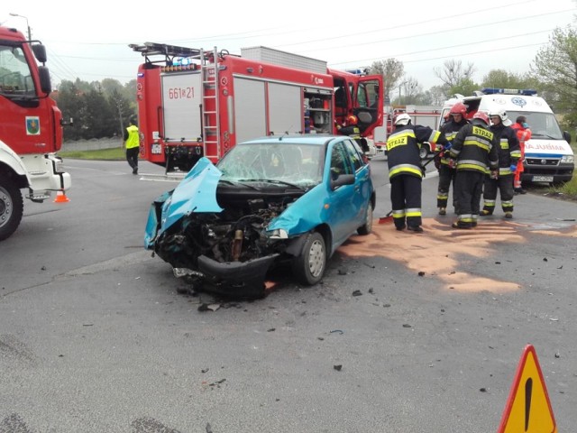 Do wypadku doszło na feralnym skrzyżowaniu w Syryni, gdzie przecinają się drogi: powiatowa i wojewódzka