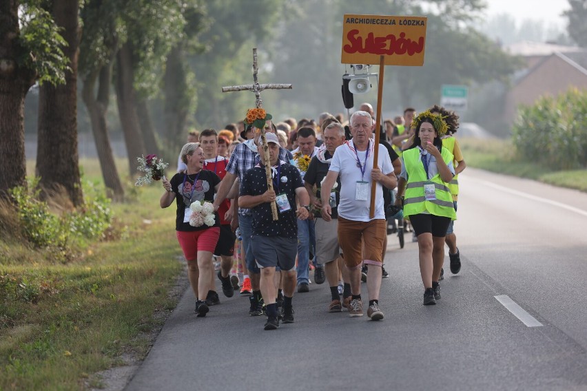 W jubileuszowej 40. pielgrzymce wzięło udział ponad 200 osób