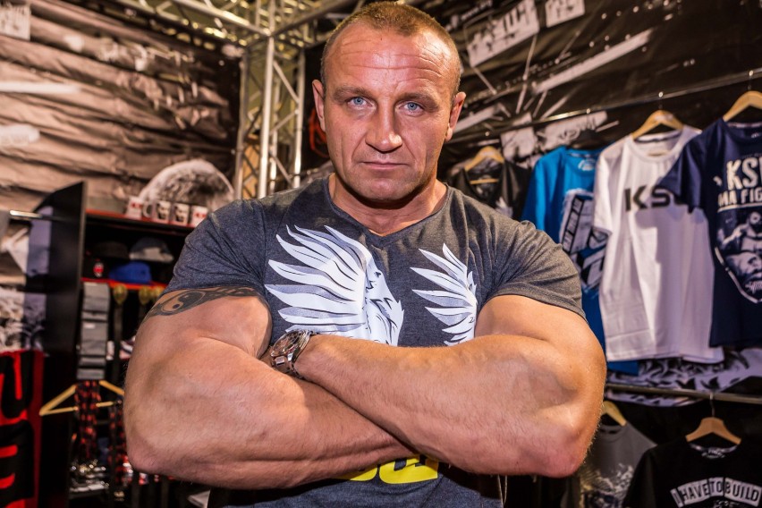 Mariusz Pudzianowski ostrzega przed oszustami. "Proszę nie...