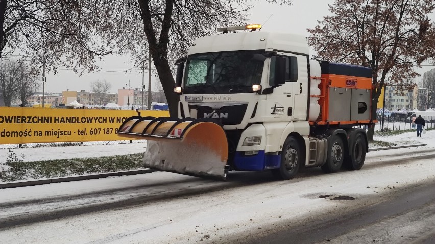 Zima w Piotrkowie, jakie warunki na drogach i chodnikach 3...