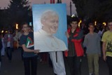 15. rocznica śmierci Jana Pawła II. W Chodzieży Papieża Polaka upamiętnia nie tylko nazwa ronda [ZDJĘCIA] 