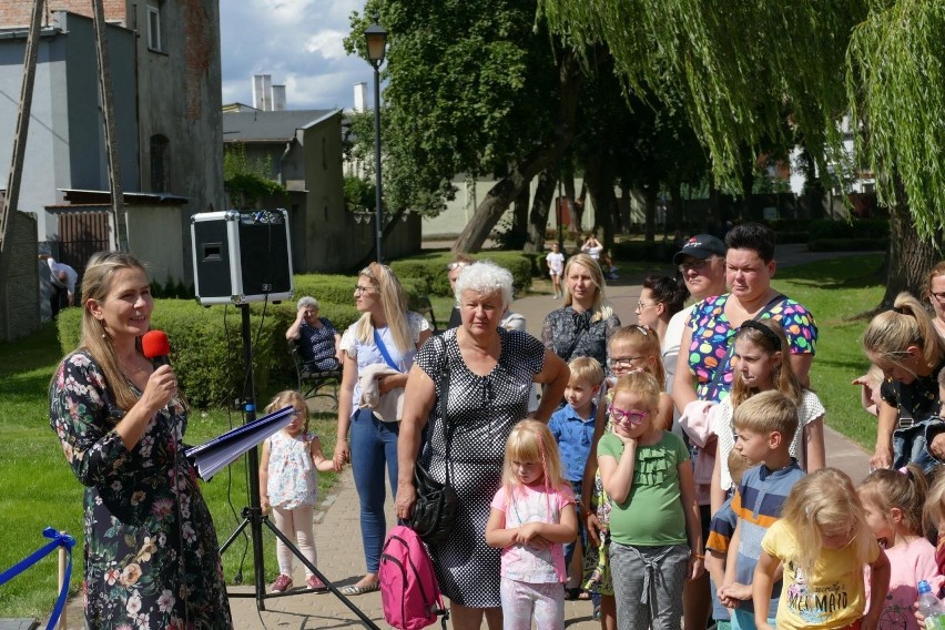 W Więcborku stanęła Zaczytana Ławka promująca czytelnictwo