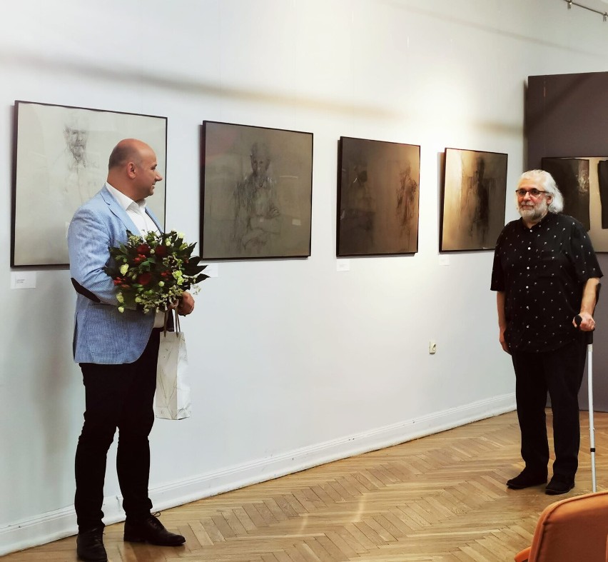 Finisaż wystawy Józefa Panfila odbył się w tomaszowskim muzeum ZDJĘCIA