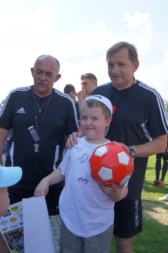 Marsz Dobrego Kibica na Stadion Sandecji [ZDJĘCIA]