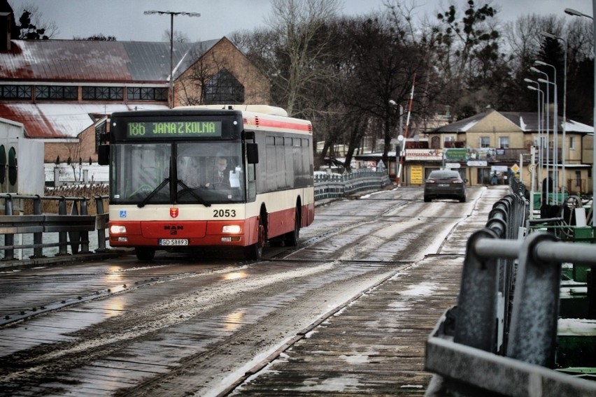 Sobieszewo: Most nie będzie gotowy w czerwcu. Naprawa może potrwać nawet do końca roku