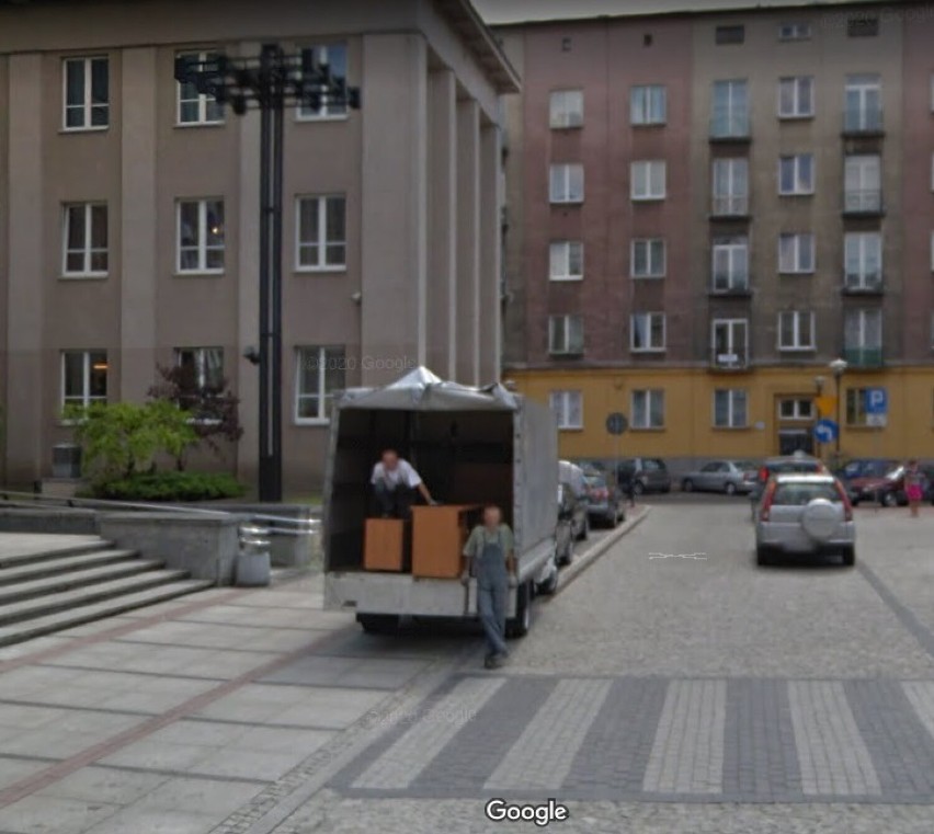 Google przyłapał ich w Sosnowcu. Te zdjęcia są naprawdę... nietypowe! Zobaczcie sami