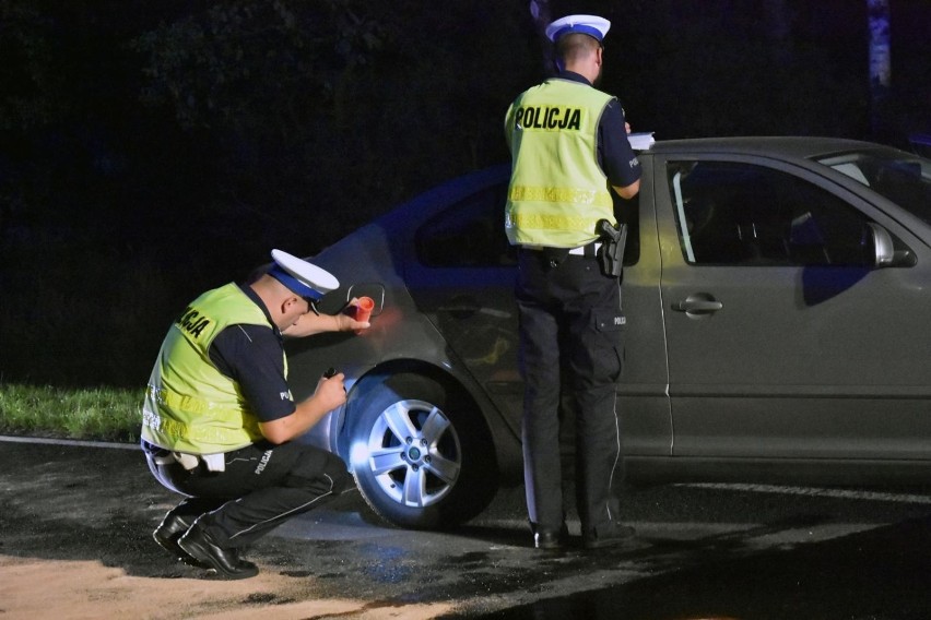 W obszarze zabudowanym przez całą dobę będzie obowiązywała...