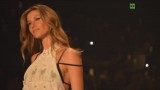 Gisele Bündchen ostatni raz na wybiegu [wideo] 