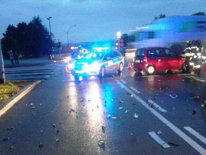 Wypadek na Rondzie Solidarności. Dziecko trafiło do szpitala. ZDJĘCIA