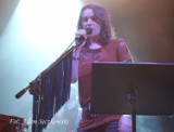 Kasia Kowalska śpiewa piosenki Grzegorza Ciechowskiego i Republiki