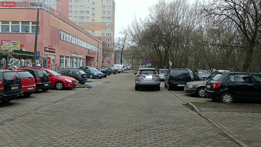 Tak "parkują" w Toruniu! Kolejni "Janusze parkowania" w...