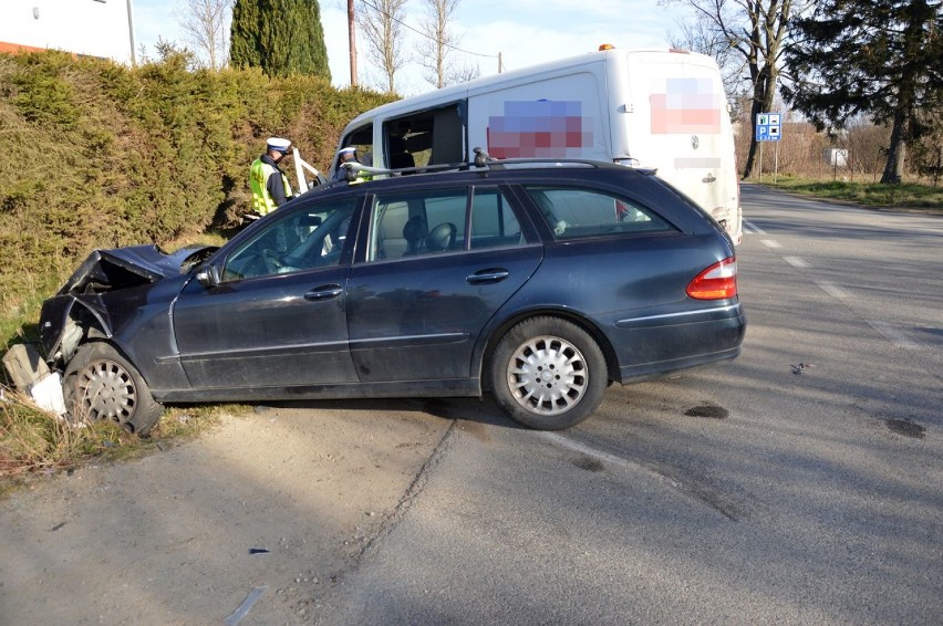 Pijany kierowca sprawcą wypadku na drodze z Pucka do Żelistrzewa - 24 marca 2020