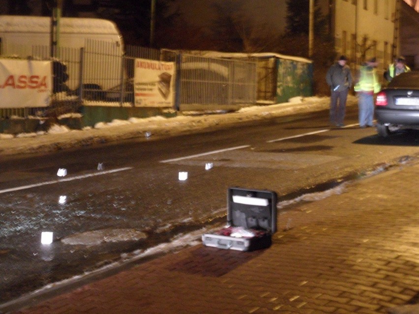 Strzelanina w Gliwicach na Toszeckiej [ZDJĘCIA]: Policjanci ścigali poszukiwanego bandytę