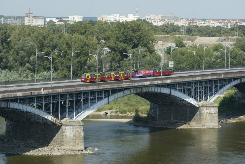 Wypadek na Moście Poniatowskiego. UWAGA korek!