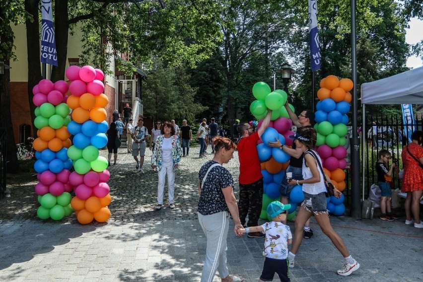 Sopocka strefa woonerf otwarta. Parada i festyn dla rodzin. Zobacz, jak zmieniły się ulice | ZDJĘCIA