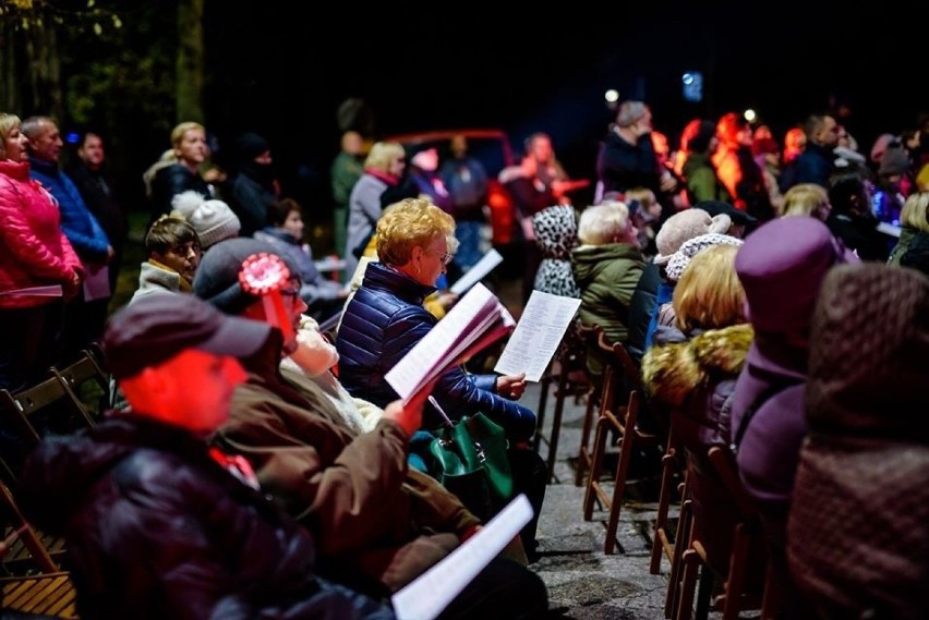 Koncert pieśni patriotycznych w Zawierciu ZDJĘCIA