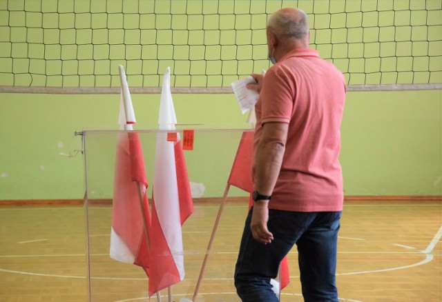 W powiecie mogileński i w Trzemesznie wygrał Andrzej Duda