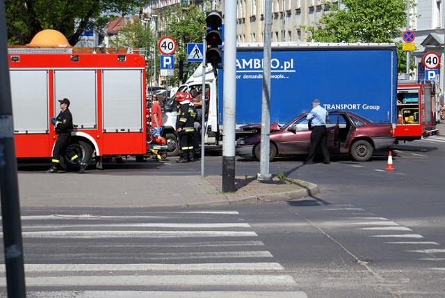 Zderzenie dwóch aut na Rogatce w Kaliszu