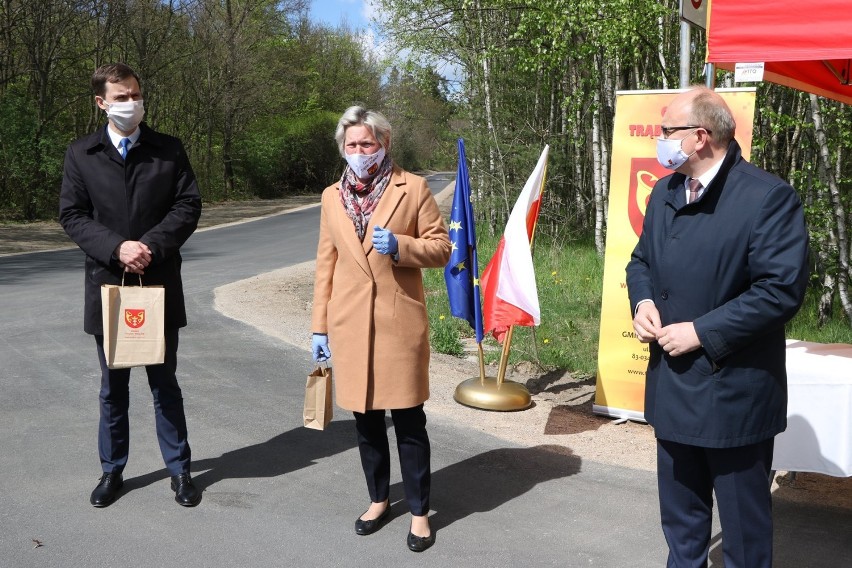 Trąbki Wielkie. Uroczyste otwarcie czterech dróg |ZDJĘCIA