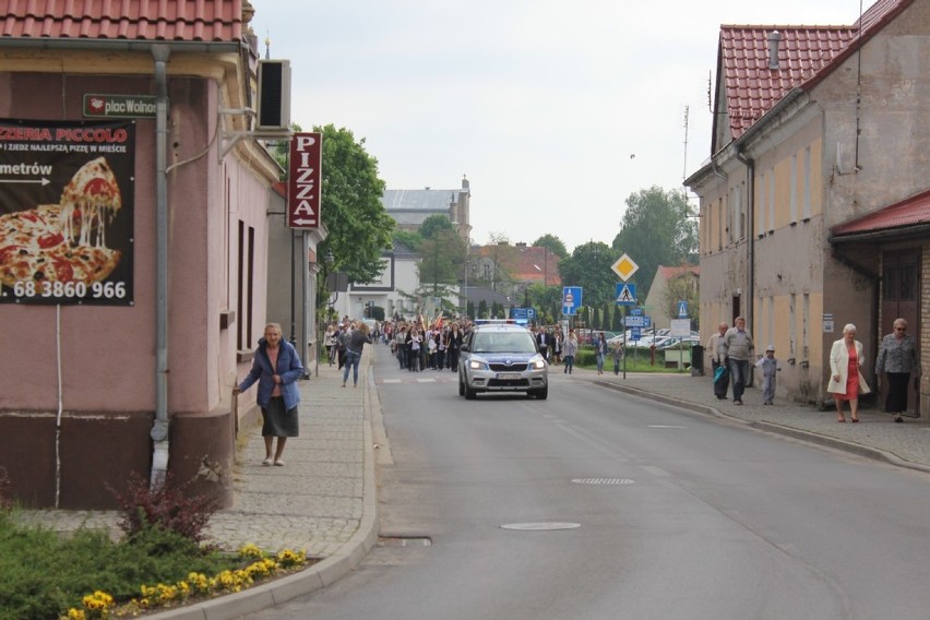 3 maja Święto Konstytucji. Uroczystości pod pomnikiem Powstańców Wielkopolskich w Zbąszyniu - fotorelacja część II