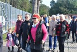Lębork. 77 uczestników poszło z kijkami w VI Rajdzie Seniorów w Nordic Walking