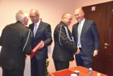 Miłosław: Współpracownicy i obecny włodarz pożegnali burmistrza Skikiewicza [FOTO, FILM]