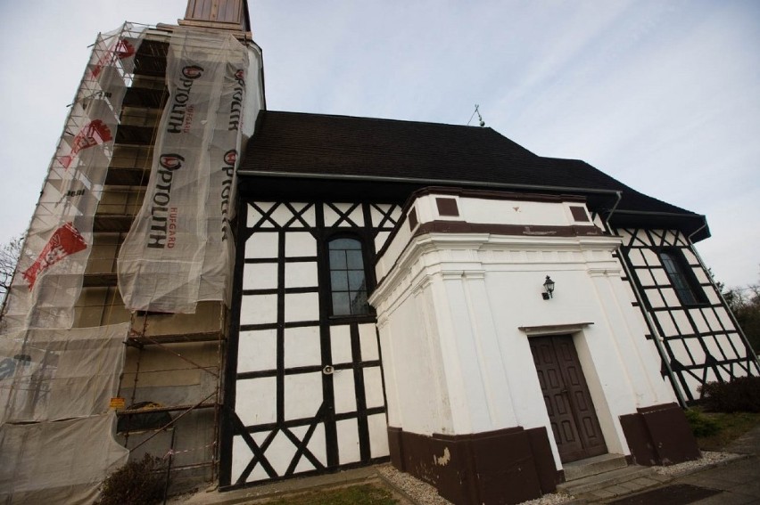 Wyjątkowe spotkanie patriotyczno-historyczne w kościele w Oporowie [ZDJĘCIA]