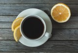Kawa z cytryną – czy warto ją pić? Zobacz, jak zrobić espresso romano i poznaj jego właściwości zdrowotne